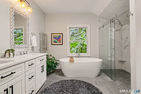 $1,295,000 | 174 East Lane, Stamford, CT 06905