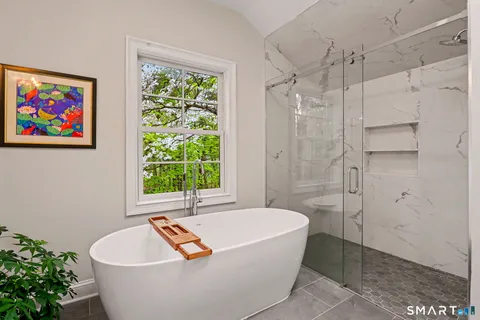 $1,295,000 | 174 East Lane, Stamford, CT 06905