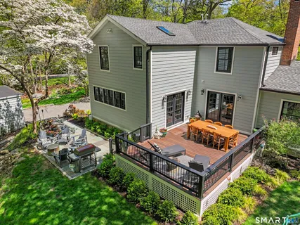 $1,295,000 | 174 East Lane, Stamford, CT 06905