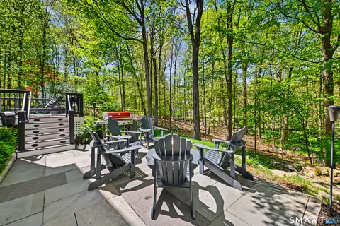 $1,295,000 | 174 East Lane, Stamford, CT 06905