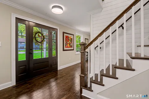 $1,295,000 | 174 East Lane, Stamford, CT 06905