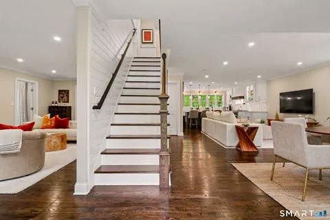 $1,295,000 | 174 East Lane, Stamford, CT 06905