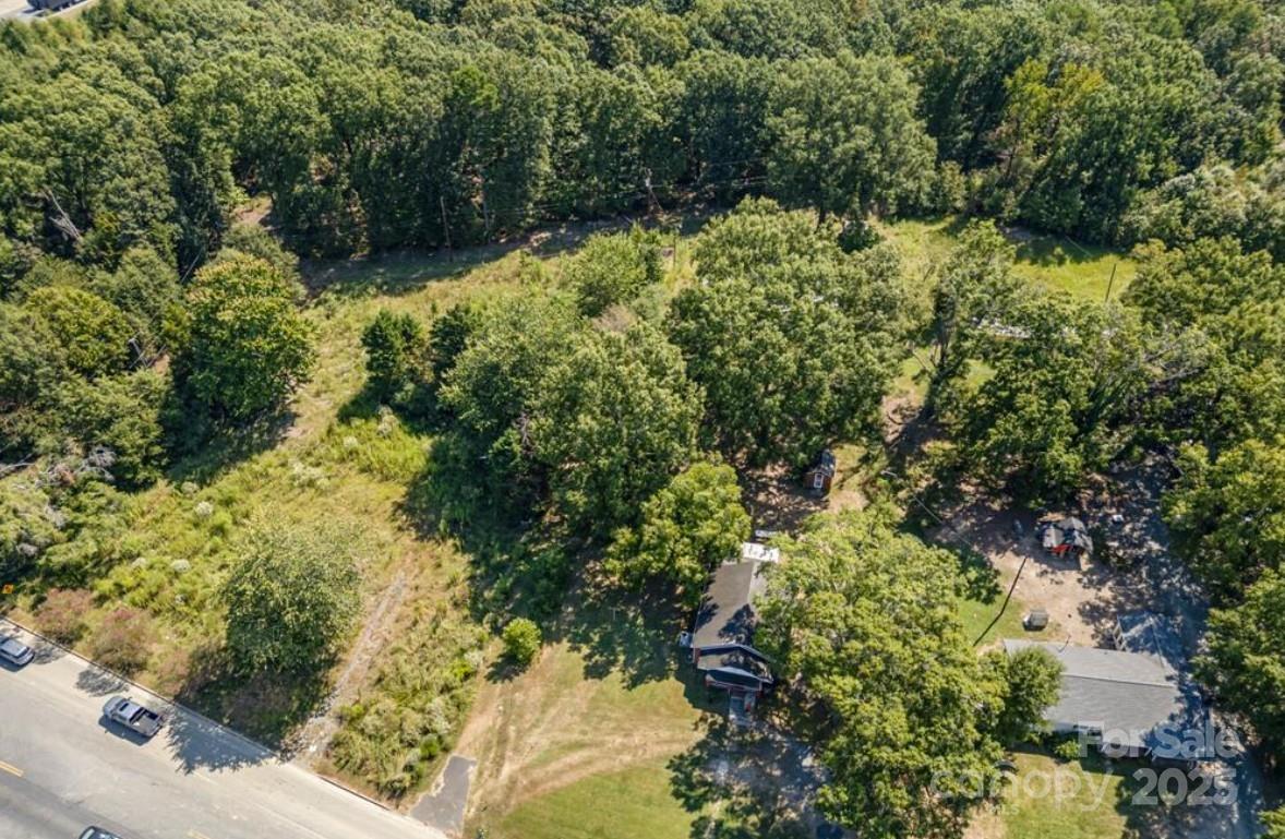 3708 Wesley Chapel Stouts Road Monroe, NC 28110 - Photo 8 of 10 a view of a garden with plants