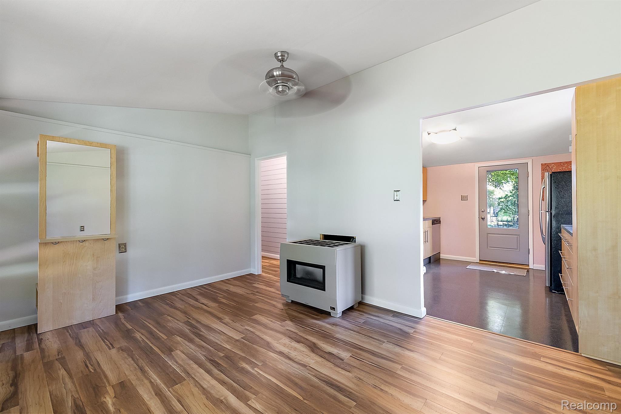 1404 Decker Road Walled Lake, MI 48390 - Photo 5 of 24 Gallery Image 5