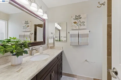 $950,000 | 833 El Rancho Drive, Livermore, CA 94551