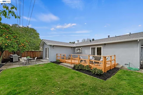 $950,000 | 833 El Rancho Drive, Livermore, CA 94551