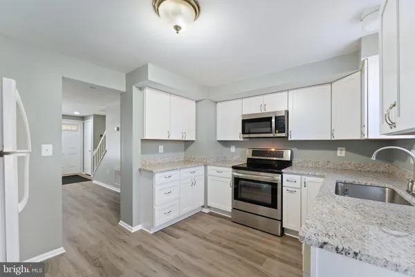 $399,900 | 34 Palmer Court, Sterling, VA 20165