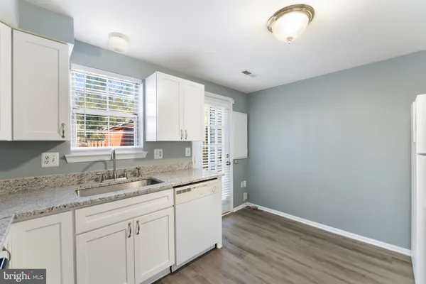 $399,900 | 34 Palmer Court, Sterling, VA 20165