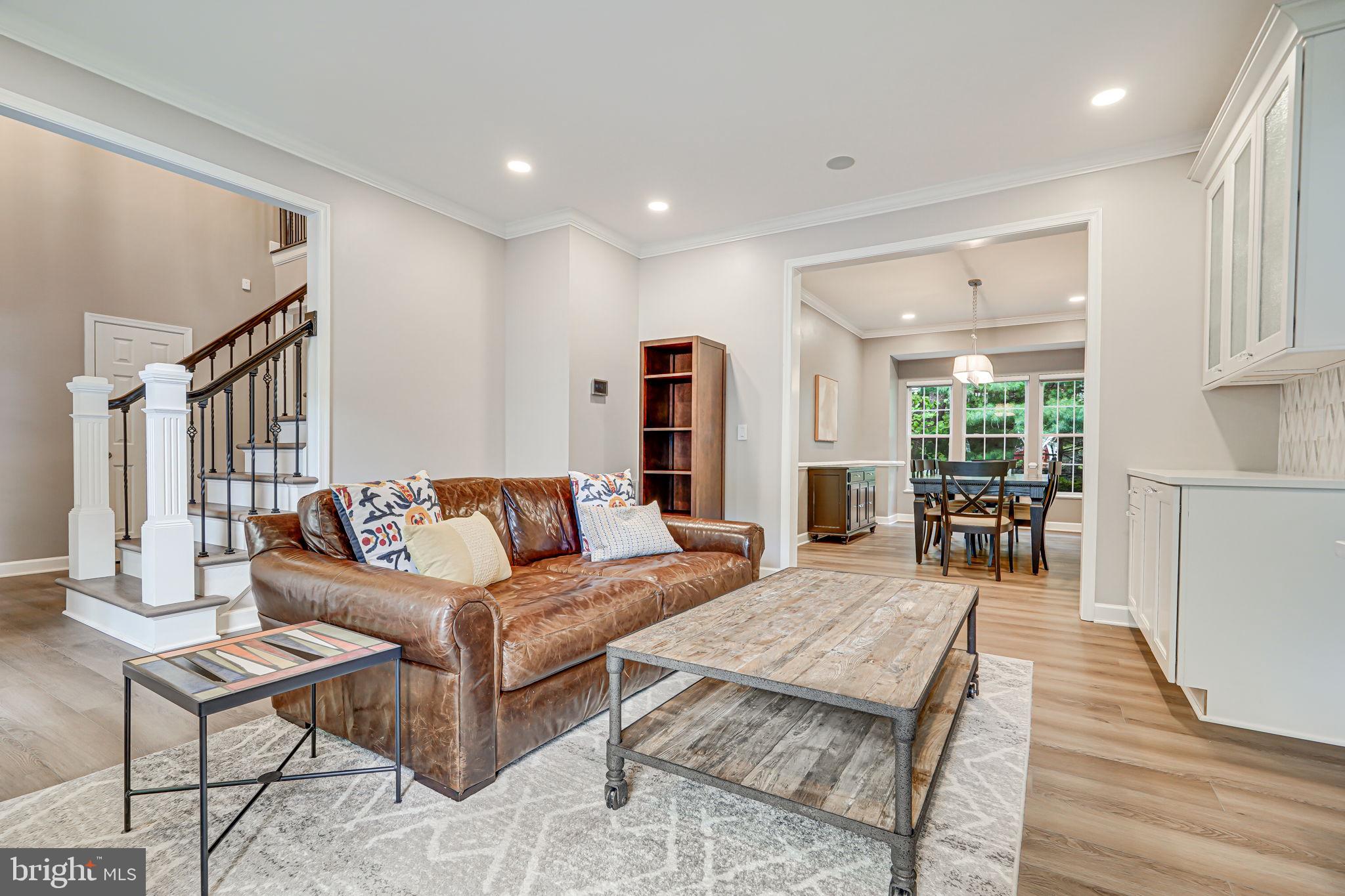 4583 Kieland Ridge Road Fairfax, VA 22030 - Photo 3 of 46