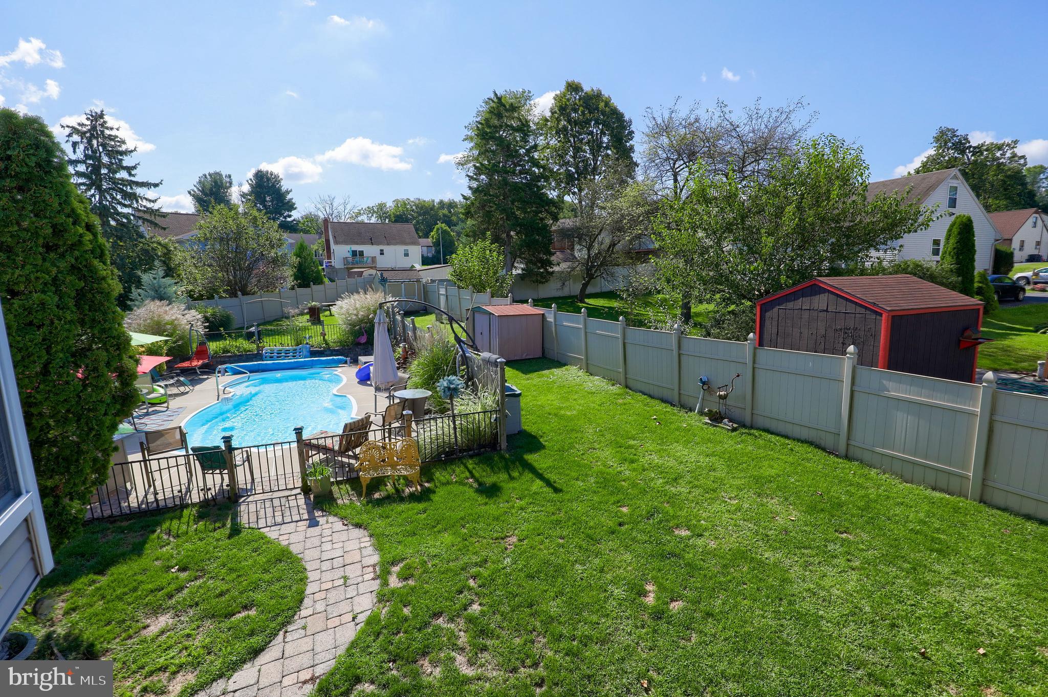 717 Loblolly Lane Reading, PA 19607 - Photo 42 of 49 Gallery Image 42