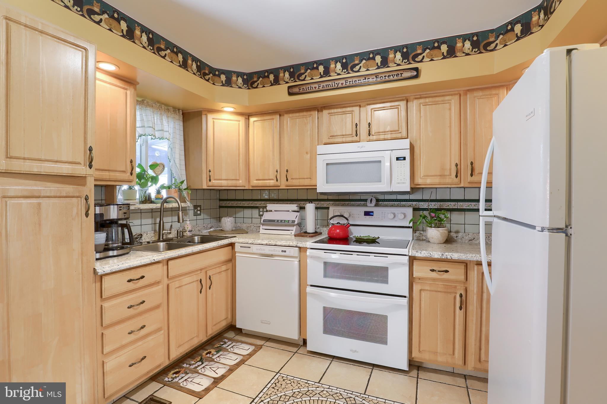 717 Loblolly Lane Reading, PA 19607 - Photo 10 of 49 Gallery Image 10