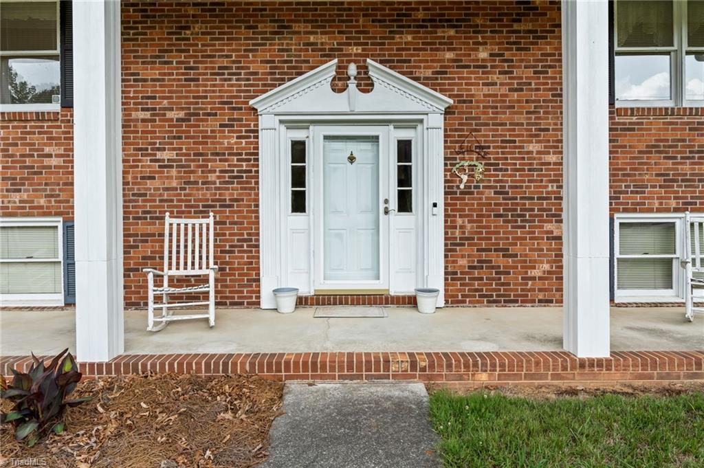 482 Motsinger Road Winston-Salem, NC 27107 - Photo 6 of 34