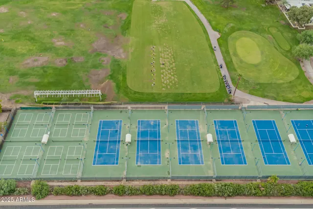 $400,000 | 12861 North 8th Avenue, Phoenix, AZ 85029