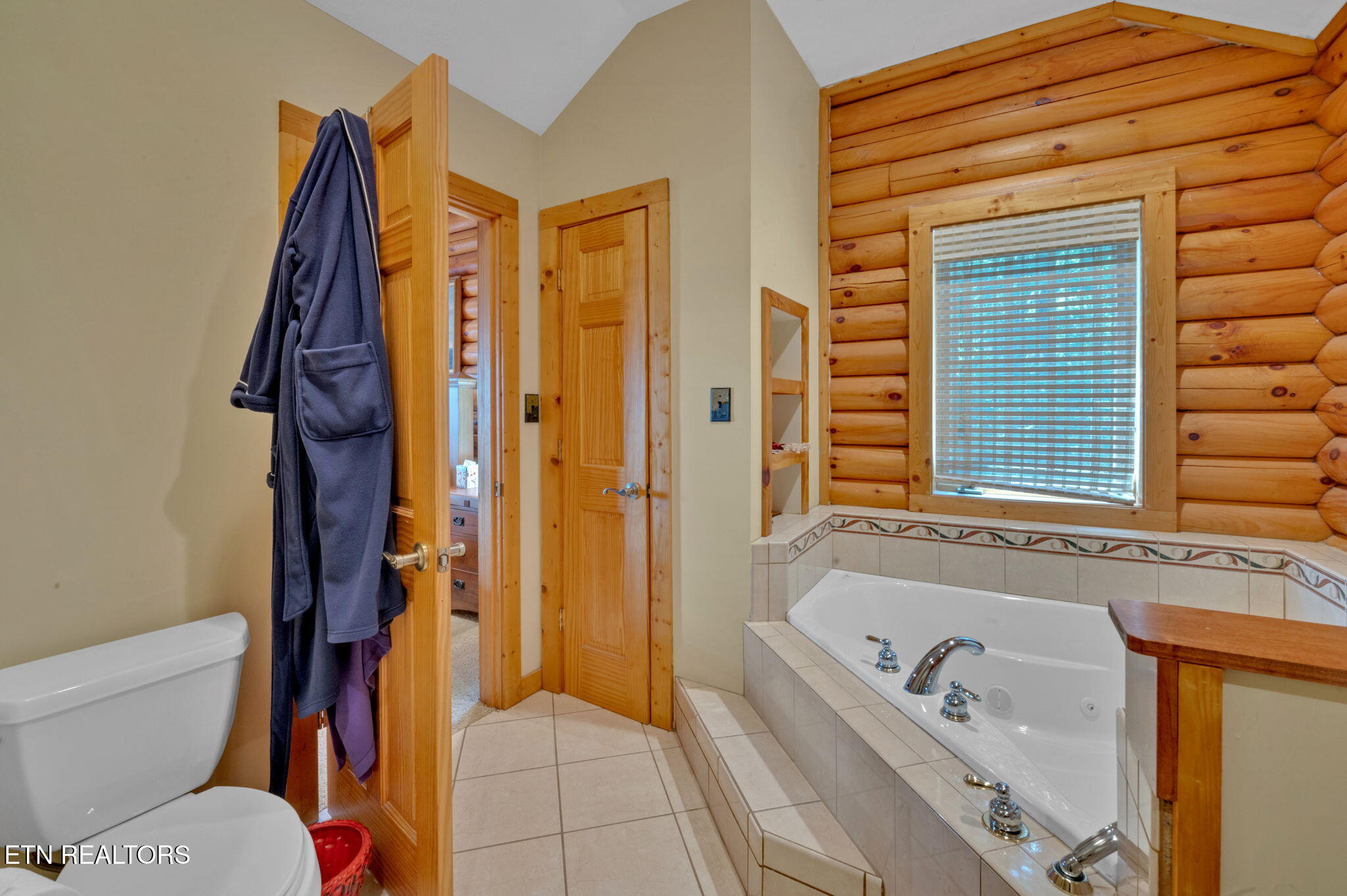 507 Clinch View Road New Tazewell, TN 37825 - Photo 16 of 47 25-web-or-mls-MMM_6029