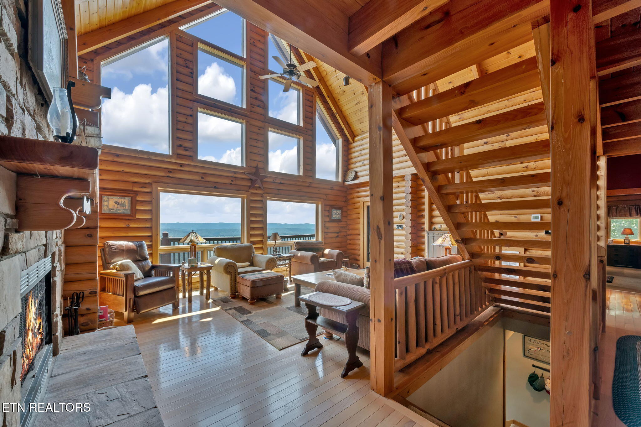 507 Clinch View Road New Tazewell, TN 37825 - Photo 6 of 47 15-web-or-mls-MMM_5987