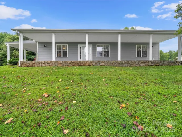 $315,000 | 1585 Nathanial Street, Newton, NC 28658