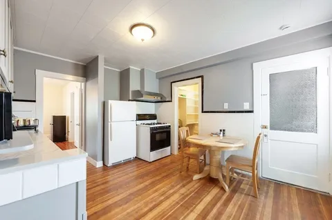 $3,000 | 21 Ericsson Street, Unit 2, Cambridge, MA 02138