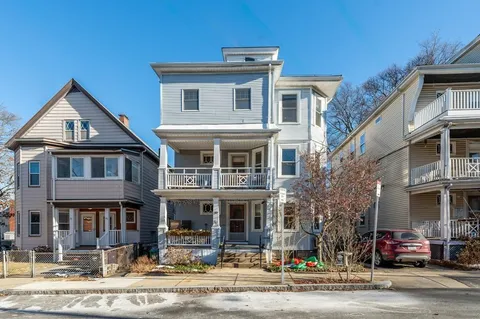 $3,000 | 21 Ericsson Street, Unit 2, Cambridge, MA 02138