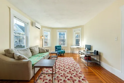 $3,000 | 21 Ericsson Street, Unit 2, Cambridge, MA 02138