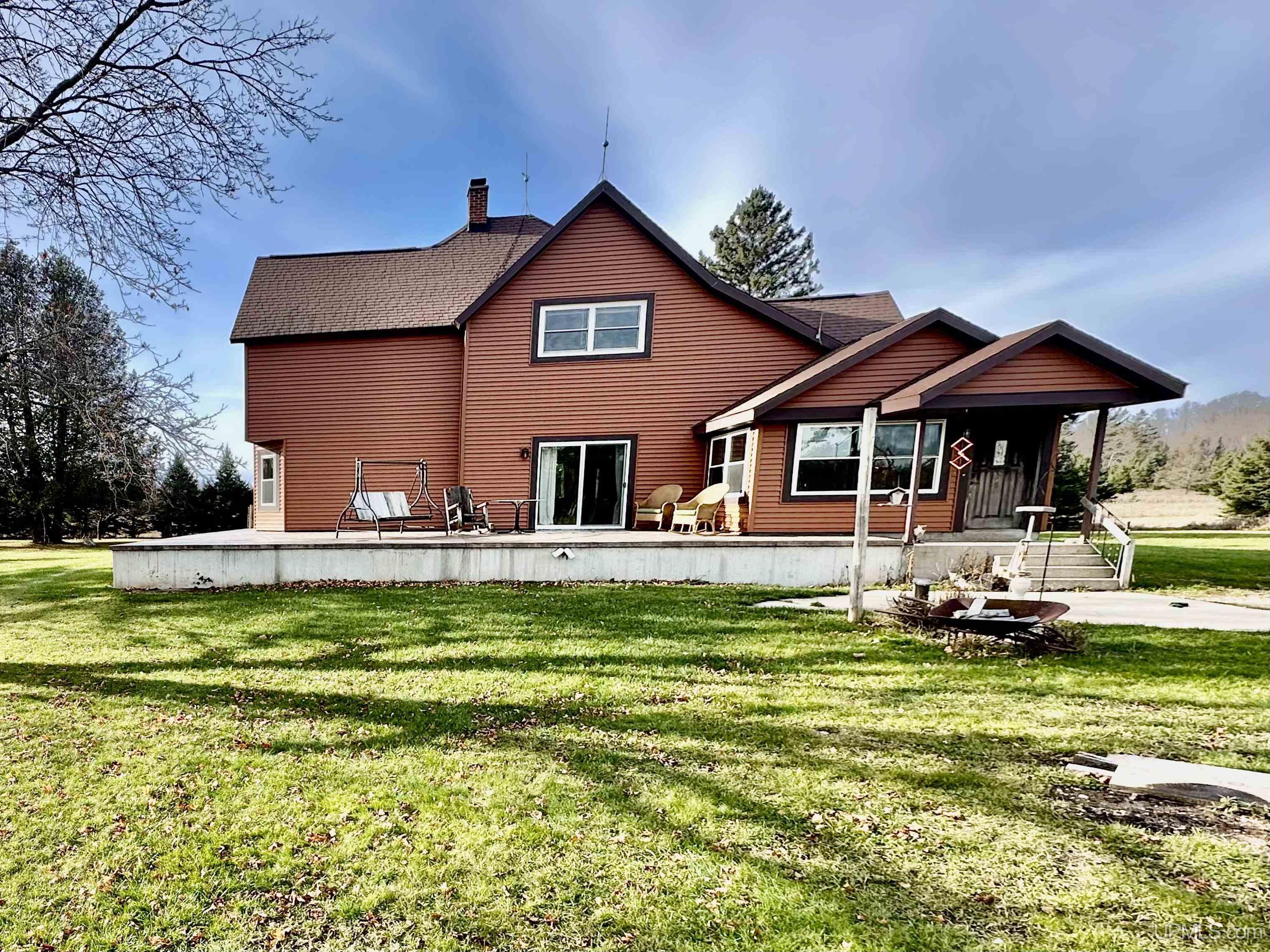 W3190 County 374 Road Carney, MI 49812 - Photo 5 of 74 Gallery Image 5