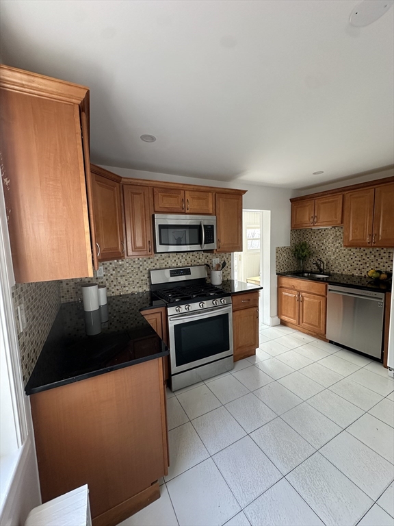 16 Ridge Road Revere, MA 02151 - Photo 8 of 27 Gallery Image 8