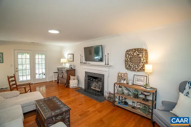 $585,000 | 1712 Hearthglow Lane, Charlottesville, VA 22901