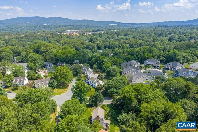 $585,000 | 1712 Hearthglow Lane, Charlottesville, VA 22901