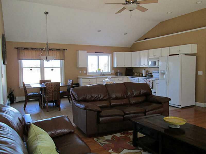 845 Bragdon Road Wells, ME 04090 - Photo 8 of 30 Living Room.