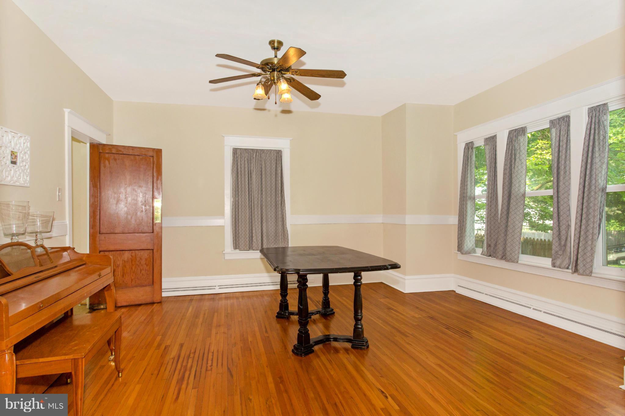 11218 Marbern Road Hagerstown, MD 21740 - Photo 12 of 30 Dining Room