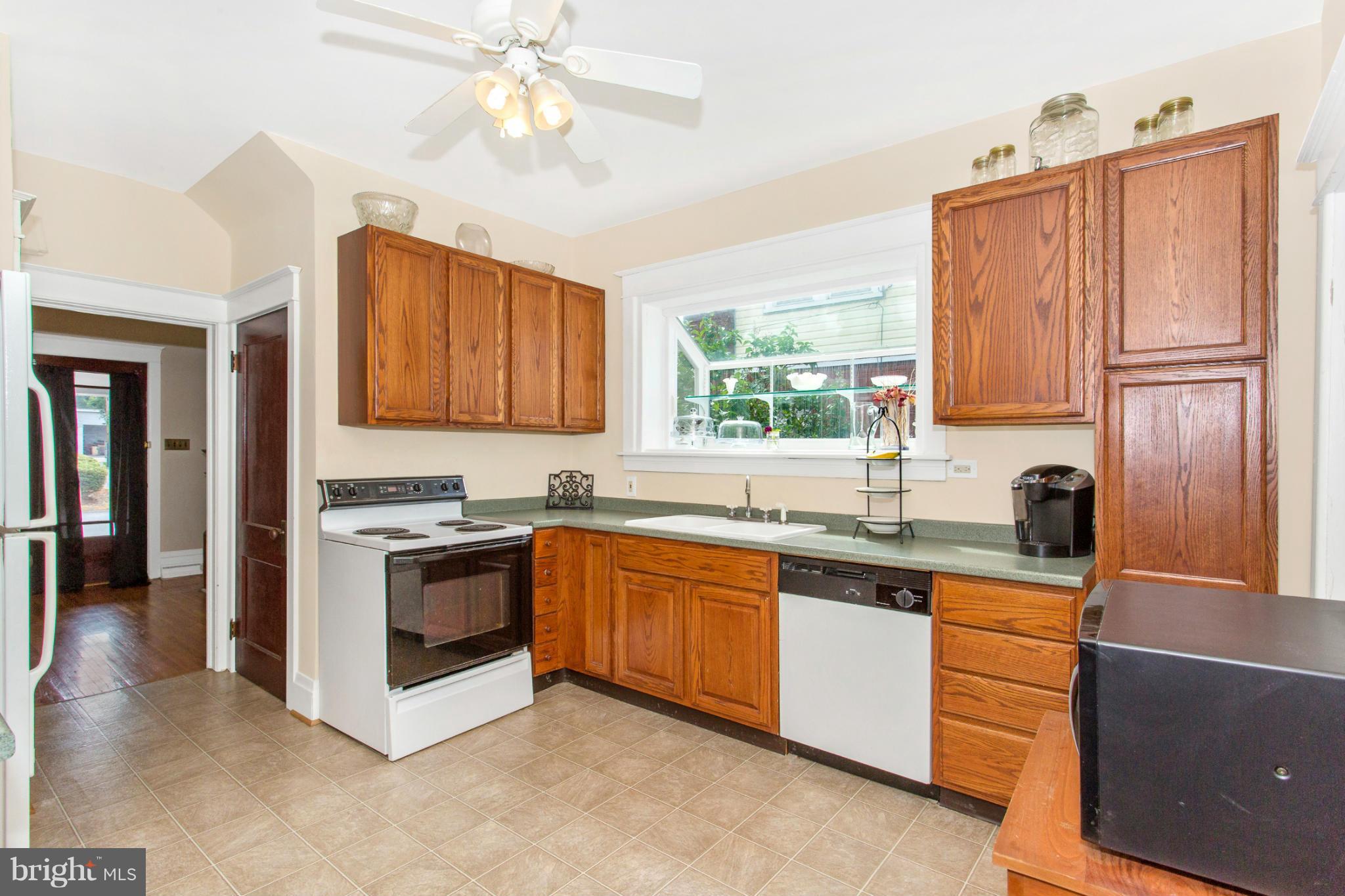 11218 Marbern Road Hagerstown, MD 21740 - Photo 15 of 30 Kitchen