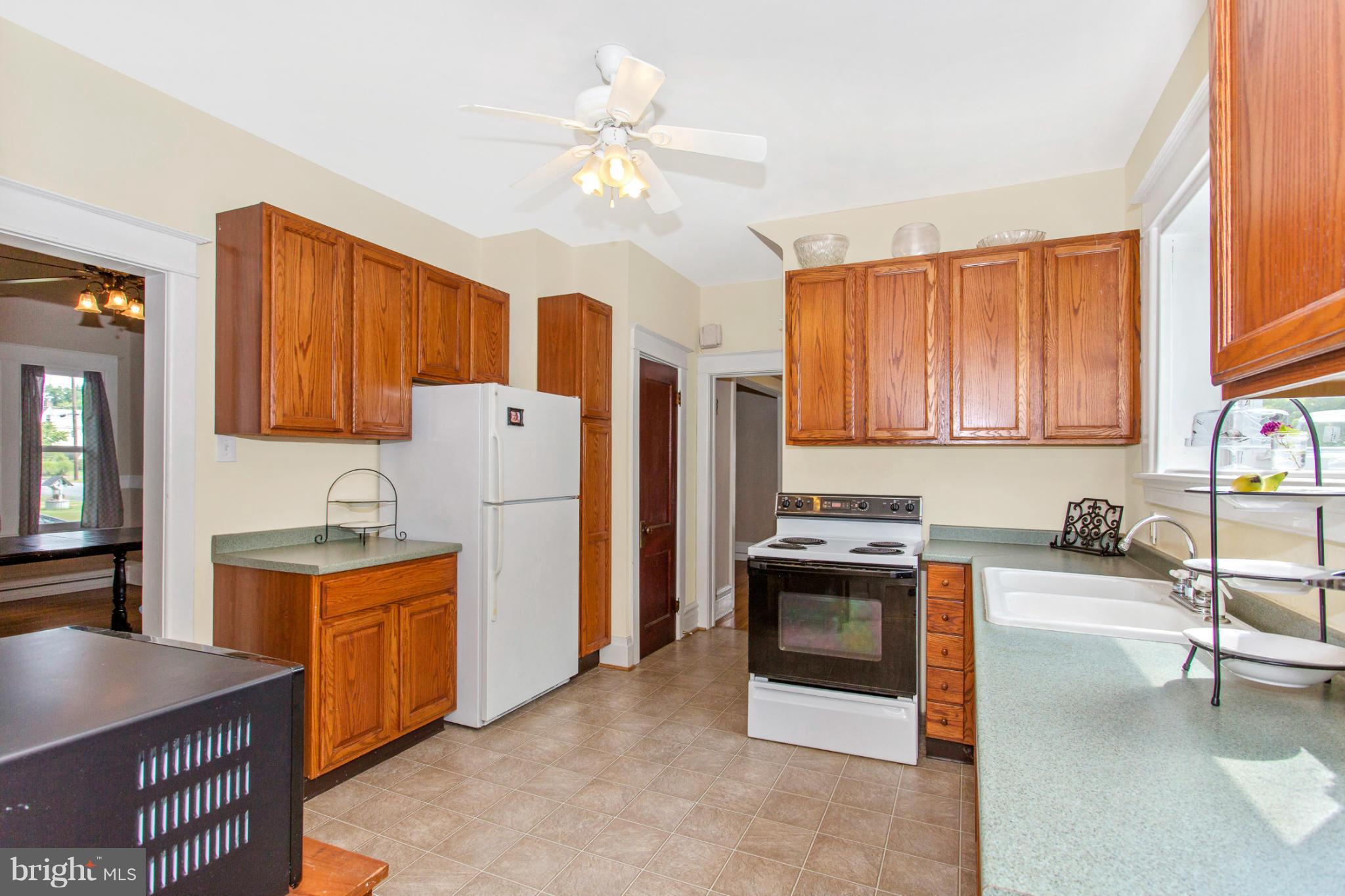 11218 Marbern Road Hagerstown, MD 21740 - Photo 16 of 30 Kitchen