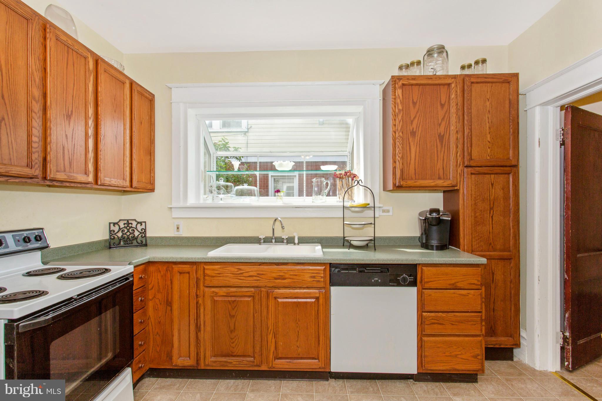 11218 Marbern Road Hagerstown, MD 21740 - Photo 17 of 30 Kitchen