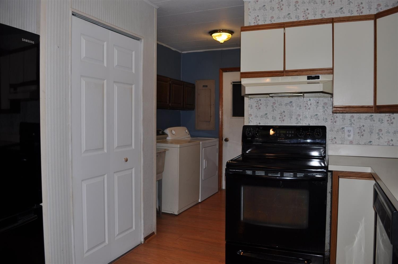 8435 North Dixboro Road South Lyon, MI 48178 - Photo 25 of 58