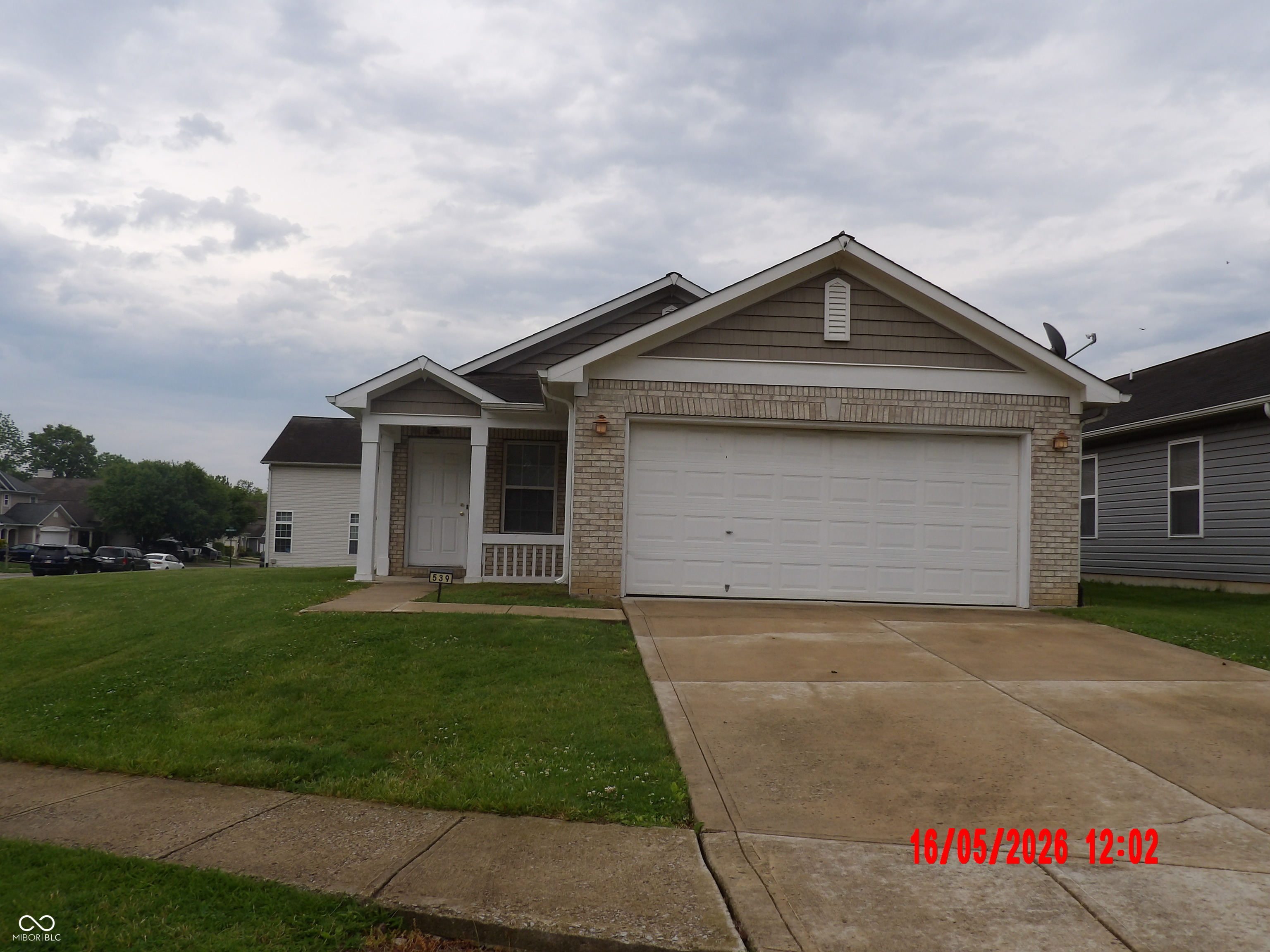 539 Sun Ridge Boulevard Avon, IN 46123 - Photo 1 of 21