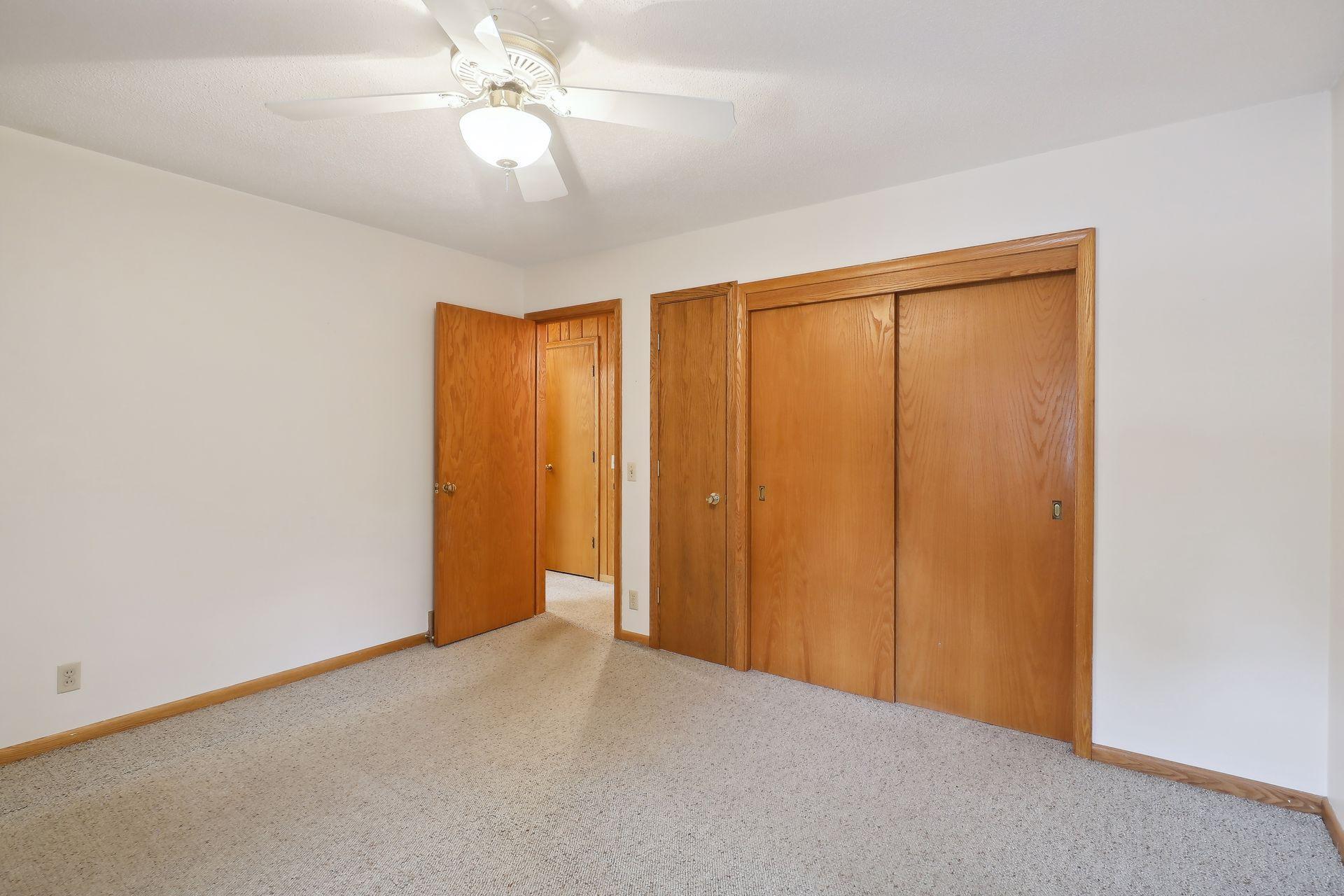 1526 Lone Oak Road Eagan, MN 55121 - Photo 15 of 25 Gallery Image 15