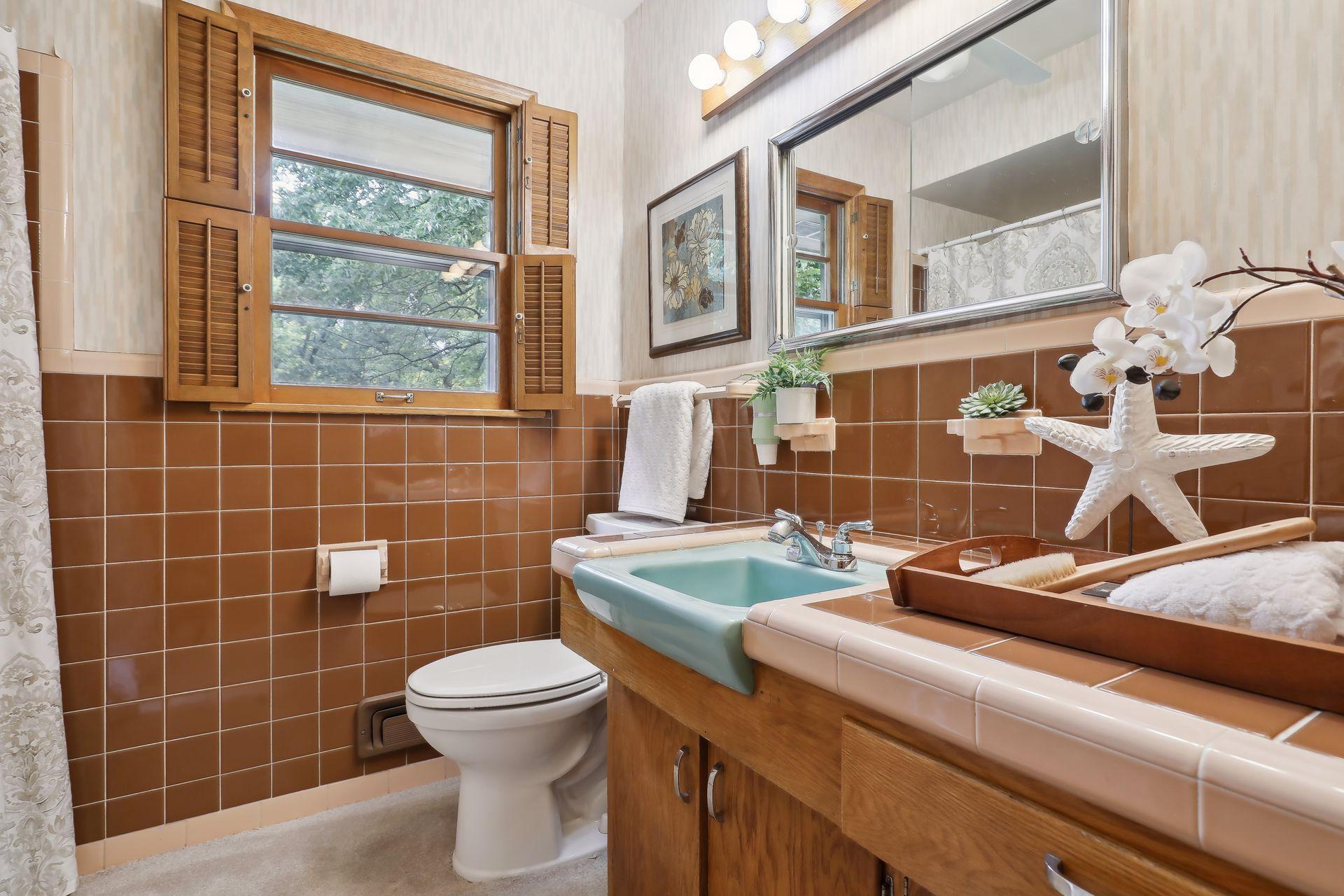 1526 Lone Oak Road Eagan, MN 55121 - Photo 19 of 25 Gallery Image 19