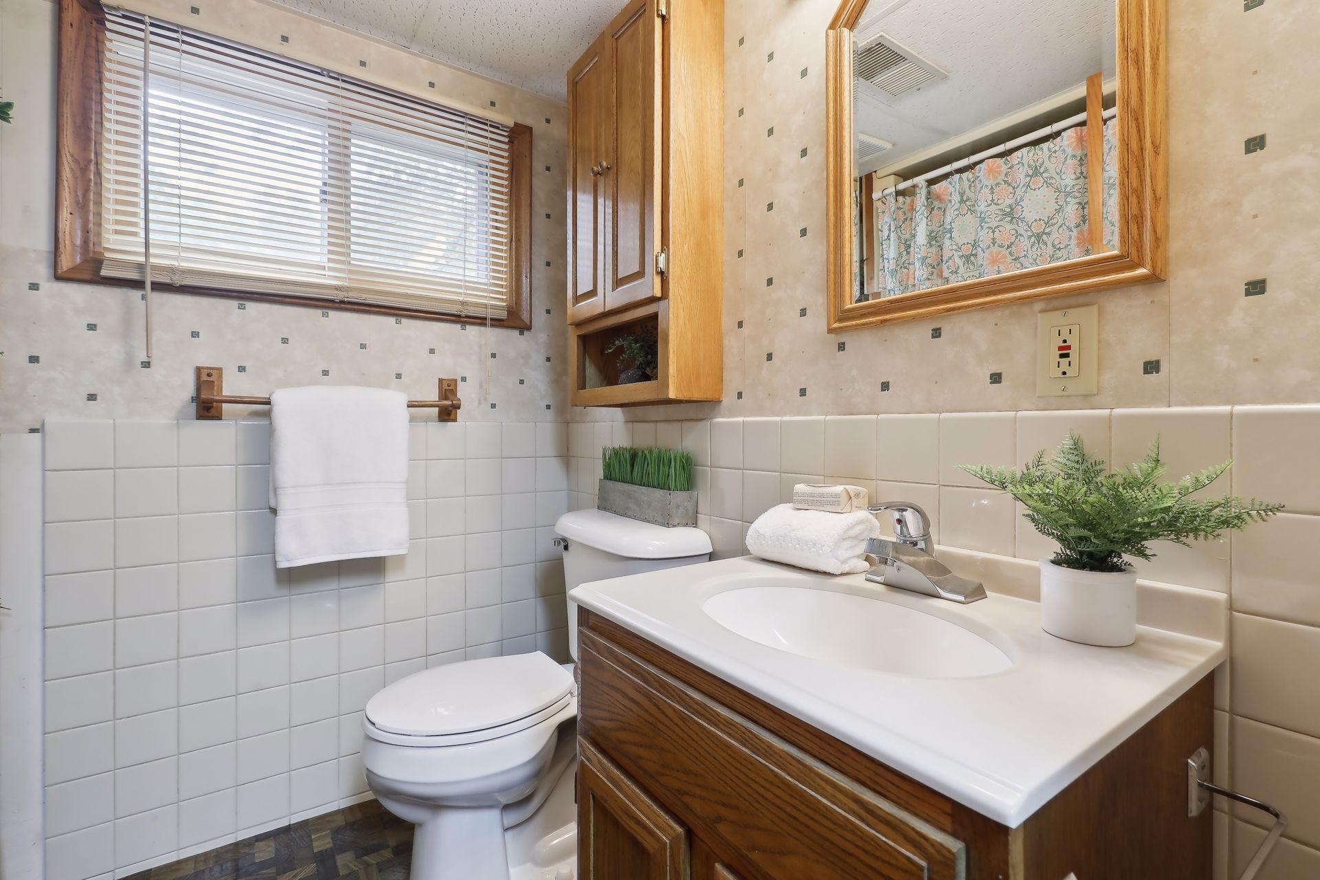 1526 Lone Oak Road Eagan, MN 55121 - Photo 21 of 25 Gallery Image 21