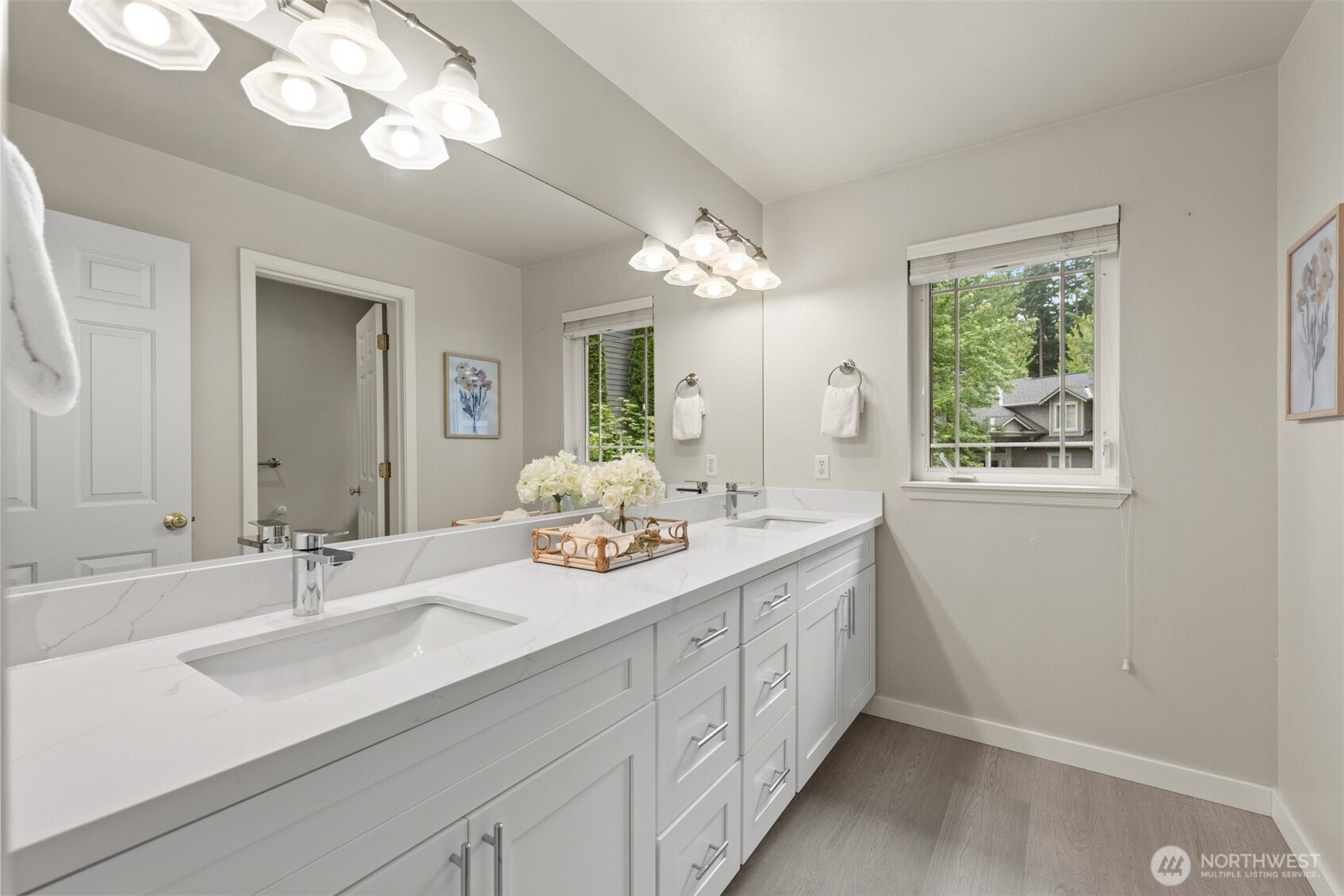 9118 Northeast 160th Place Bothell, WA 98011 - Photo 24 of 33