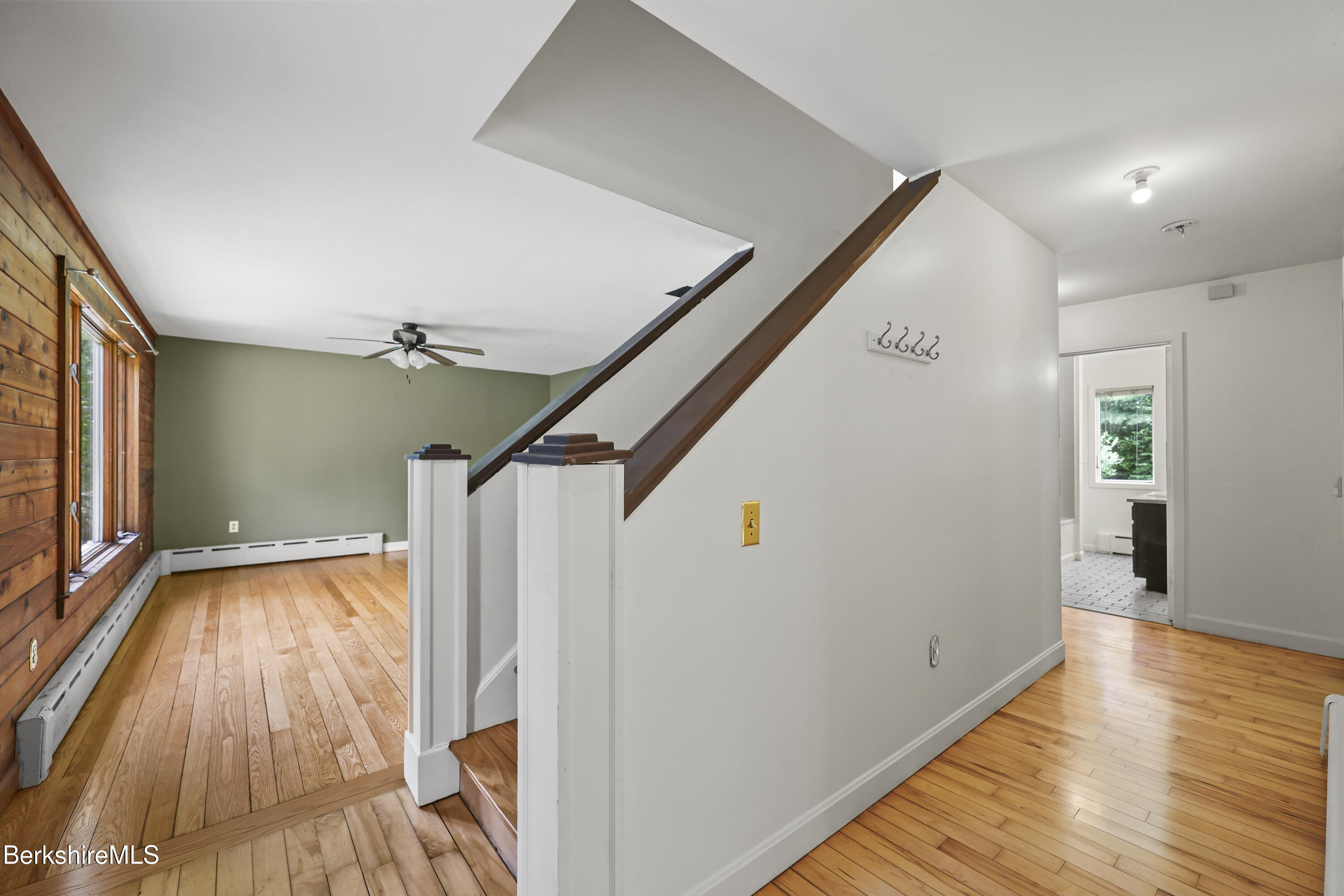 1130 Main Dalton Road Windsor, MA 01270 - Photo 7 of 56 Foyer