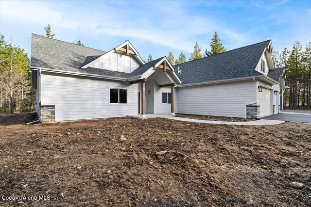 $996,128 | 17372 West Kathleen Avenue, Post Falls, ID 83854