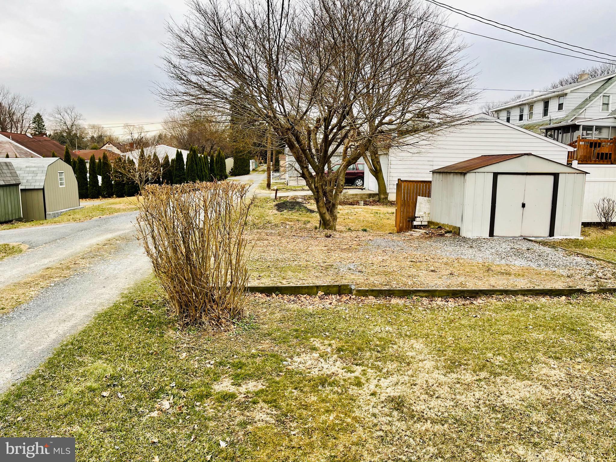 2410 Cleveland Avenue Reading, PA 19609 - Photo 13 of 44