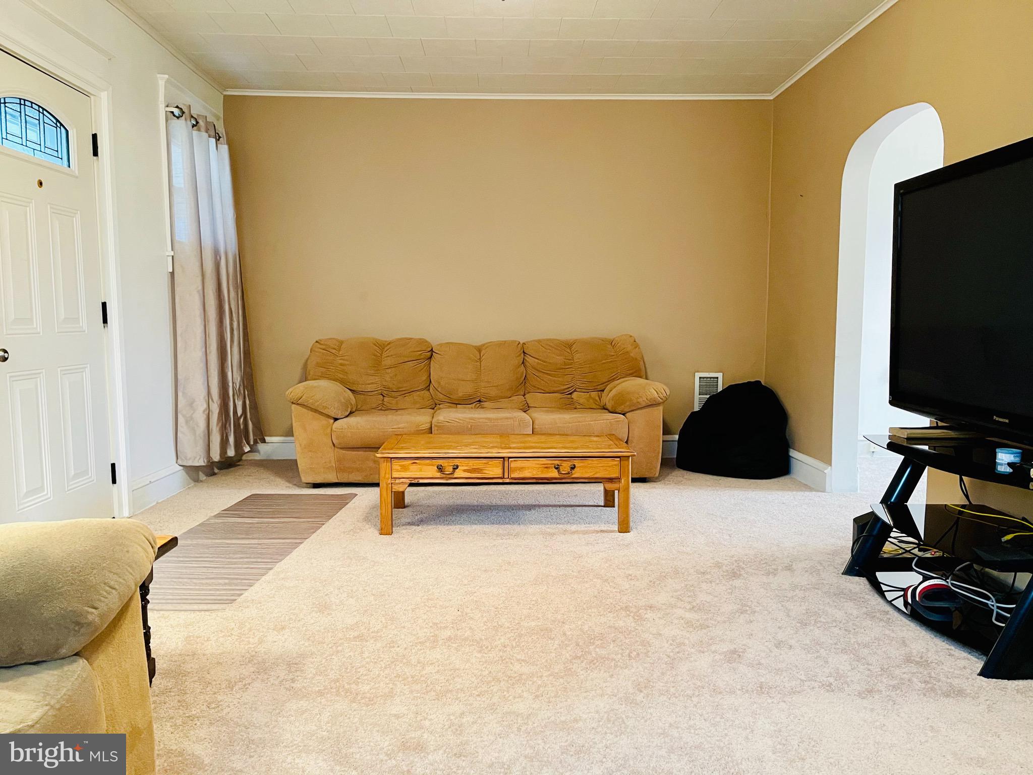 2410 Cleveland Avenue Reading, PA 19609 - Photo 17 of 44