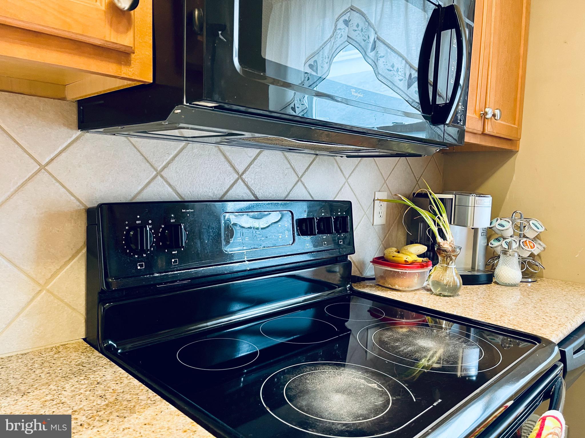 2410 Cleveland Avenue Reading, PA 19609 - Photo 24 of 44