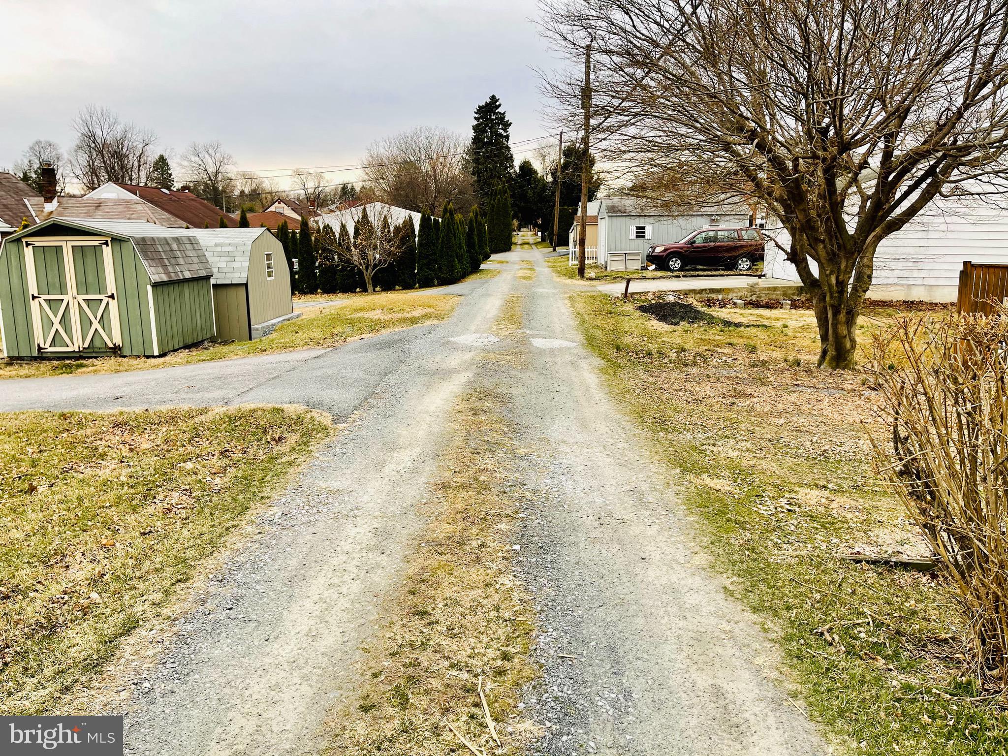 2410 Cleveland Avenue Reading, PA 19609 - Photo 43 of 44