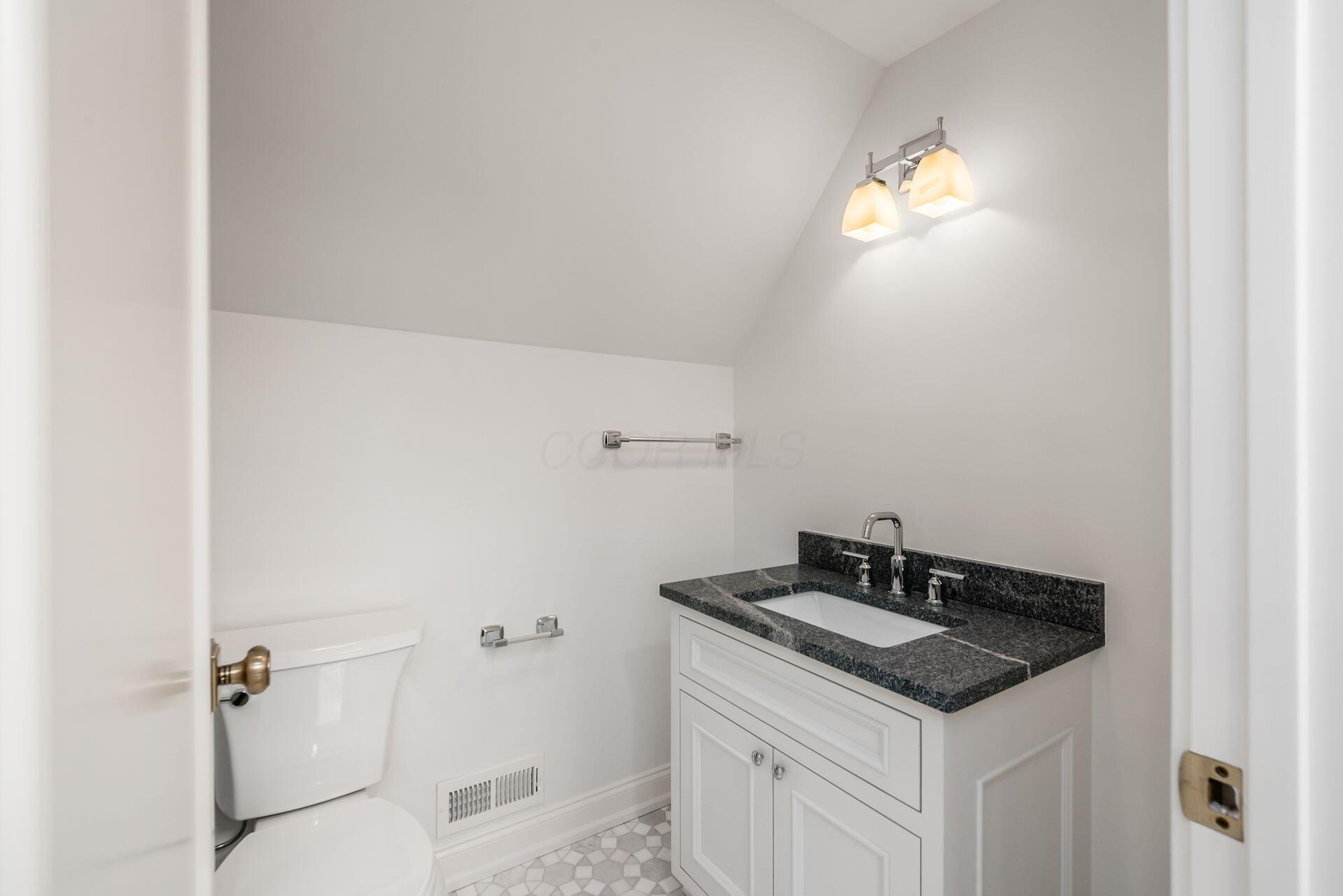 2252 Club Road Upper Arlington, OH 43221 - Photo 106 of 122 2252 Club Road