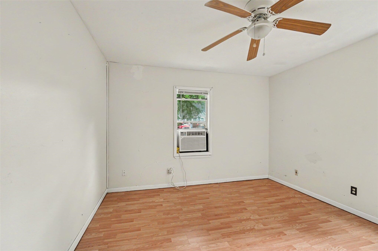 312 Mechanic Street Stockbridge, MI 49285 - Photo 10 of 16