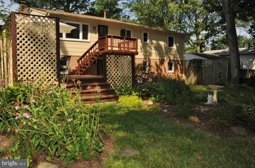 6915 Gillings Road Springfield, VA 22152 - Photo 14 of 30 Exterior Rear
