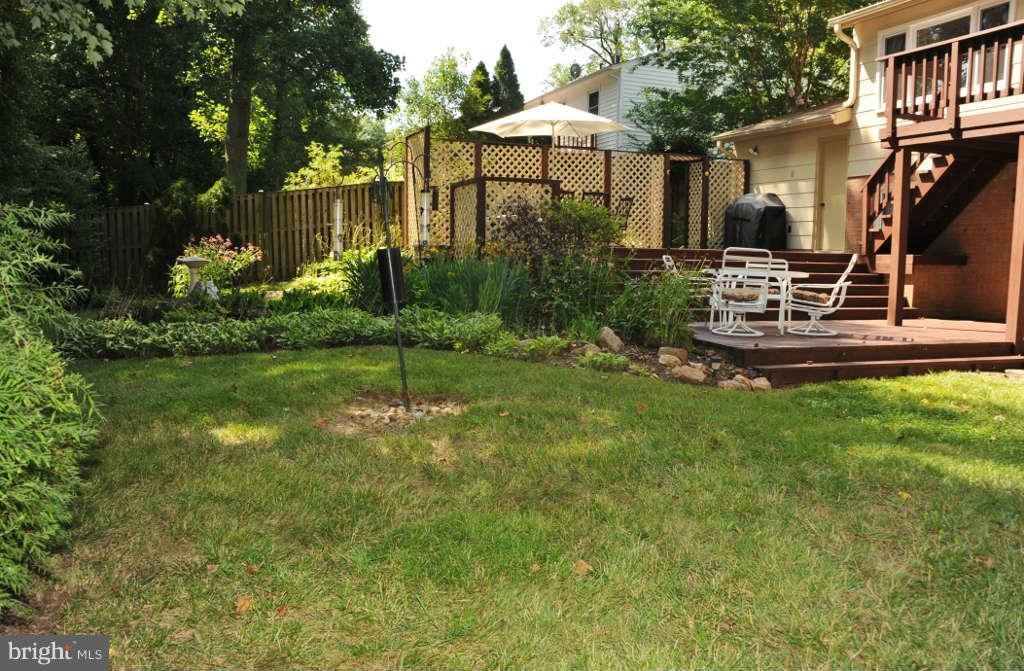 6915 Gillings Road Springfield, VA 22152 - Photo 15 of 30 Exterior Rear