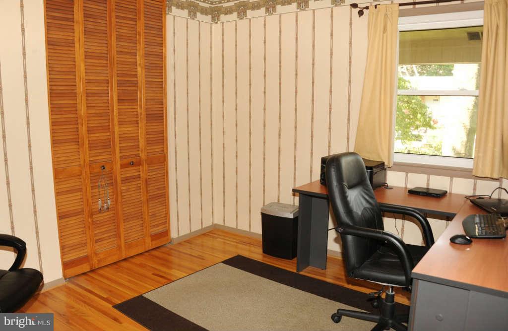 6915 Gillings Road Springfield, VA 22152 - Photo 21 of 30 Bedroom