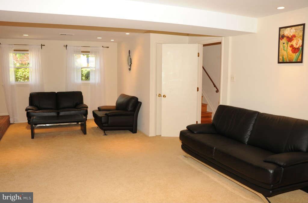 6915 Gillings Road Springfield, VA 22152 - Photo 25 of 30 Basement